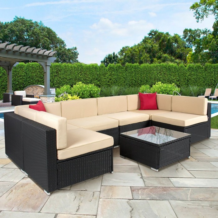Commercial outdoor sectional